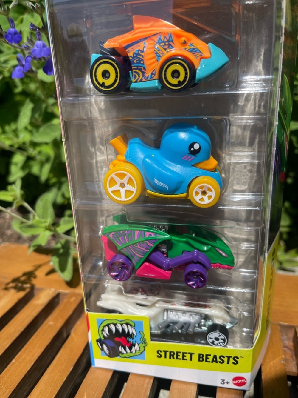 2025 Hot Wheels Street Beasts 5 Pack Toy Cars, Rare Blue Duck N’ Roll - Picture 4 of 4